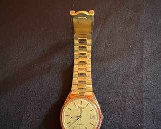 Pulsar Y Gold Tone Quartz Watch