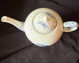 Royal Copenhagen Blue Flower Curved Teapot second image