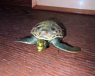 Enamel Jeweled Sea Turtle Trinket Box