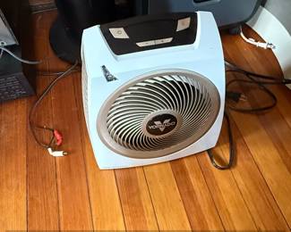 Seville Classics UltraSlimLine Tower Fan and Vornado Air Circulator Bundle second image