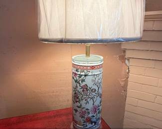 Chinese Export Famille Rose Porcelain Umbrella Stand Lamp