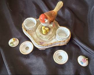 Herend Porcelain Double Inkwell with Bird and Chicks third image
