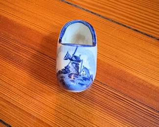 Delft Blue Ceramic Clog Planter with Windmill Scene third image