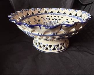HandPainted Portuguese Ceramic Lattice Fruit Bowl second image