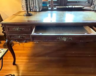 Antique French Louis XV Style Walnut Bureau Plat with Leather Inlay fifth image