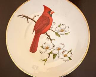 Avon North American Songbird Plate - Cardinal by Don Eckelberry (1974)