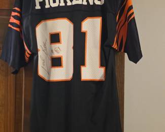 Carl Pickens Signed Jersey