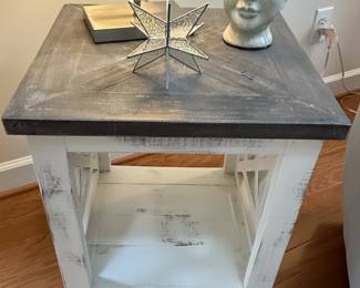 Distressed Farmhouse Style End Table