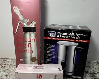 iSi Cream Profi Whip with Cream Chargers and Epica Electric Milk Frother & Heater Carafe