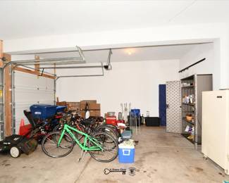 0689Garage