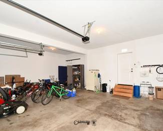 0693Garage