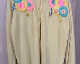 The perfect sweater for Eatser