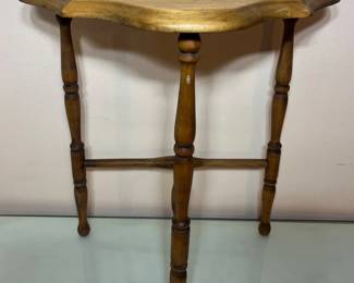 155 LittleWoodenSideTable