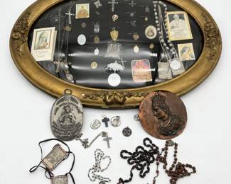 22 ReligiousPinsandJewelryinGoldOvalBubbleGlassFrontFrame