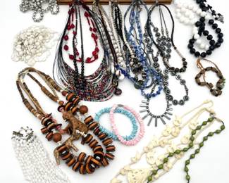 146 VintageBeadedNecklaceswithUniqueSpoonHandleHanger