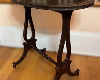 33 KidneyShapedDarkWoodAccentTableSEEPHOTOS