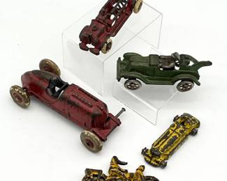 167 CastIronToyAutomobilesLot