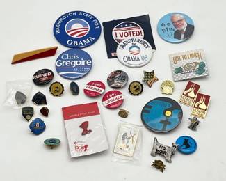 123 VintageandCollectiblePinsLot