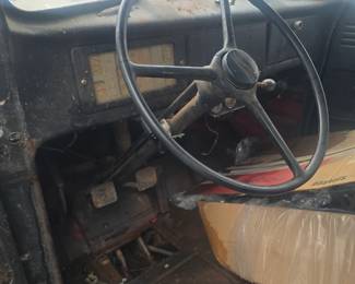 1949 KB 1 INTERNATIONAL TRUCK NOT RUNNING