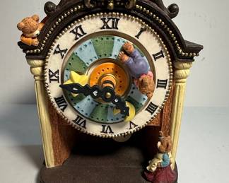 Kingstate Corp. Musical Desk Clock with Teddy Bears