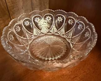 Pressed Glass Tableware Set - Star of David Pattern