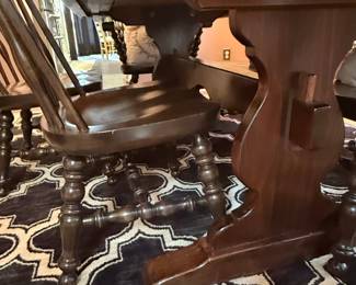 Ethan Allen Royal Charter Collection Windsor Dining Set