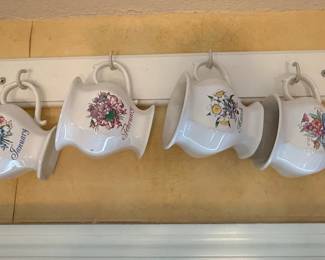 Vintage Floral Month Mugs Set