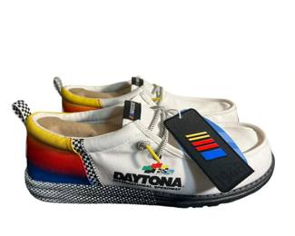 Hey Dude Daytona Mens Size 11 Shoes