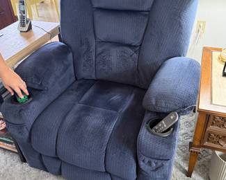 Navy Lift Chair