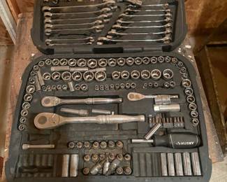 ratchet set with case