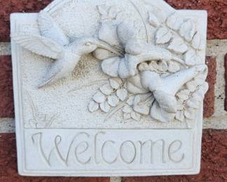 Carruth Studio "Welcome" Hummingbird Plaque