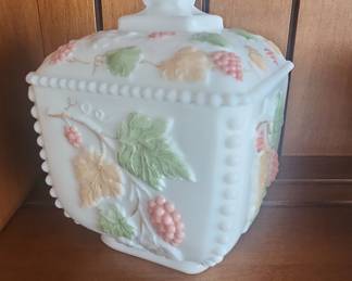 Westmoreland Beaded Grape Milk Glass Candy Dish