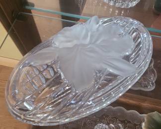 Studio Nova Crystal Oval Dish with Frosted Flower 