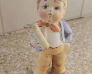 Vintage Hummel Goebel "Soloist" Figurine, HUM #135