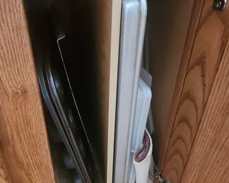 Assorted Baking Pans