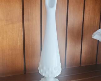 Fenton White Hobnail Swung Bud Vase