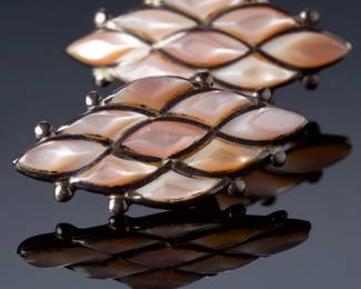 Vintage Zuni Sterling Silver & Mother of Pearl Leaf Post Earrings 4.99g