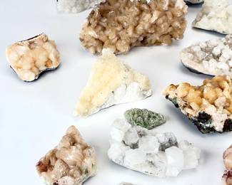 27-Piece Natural Crystal & Mineral Specimen Collection - Geodes, Quartz, Calcite