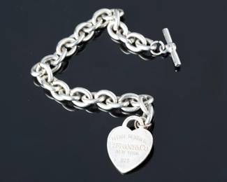 Tiffany & Co. Sterling Silver Return to Tiffany Heart Tag Toggle Bracelet 925