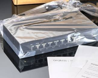 Araknis AN-110-SW-C-8P 110 Series Compact 8-Port PoE Network Switch NEW OPEN BOX