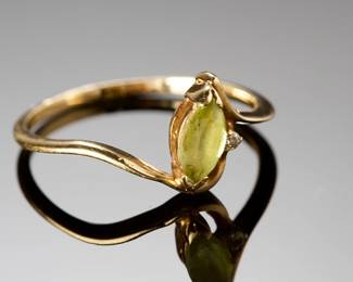 14k Gold Peridot & Diamond Ring, Size 4.75 - Elegant Estate Jewelry