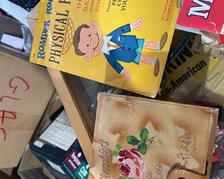 Romper Rook 45 and leather box souvenir