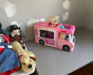 Barbie van
