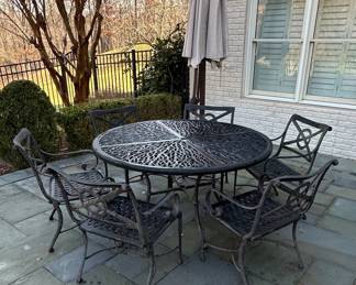 Cast Aluminum Patio Dining Set with Table and Chairs