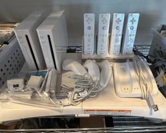 Nintendo Wii Console Bundle with Controllers and Accessories