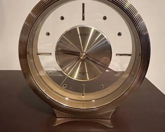 Vintage Seiko Round Gold-Toned Ribbed Bezel Quartz Desk Clock