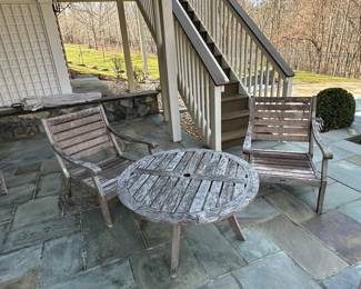 Crate  Barrel Outdoor Dining Set