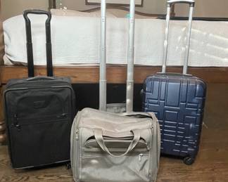 Tumi Luggage third image