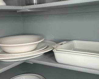 Crate  Barrel Porcelain Baking Dish fourth image