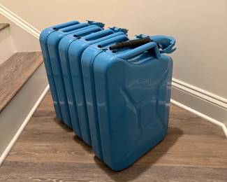 Wavian Blue Gallon Water Jerry Can